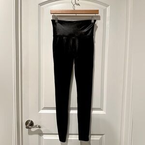 SPANX Faux Leather Leggings S